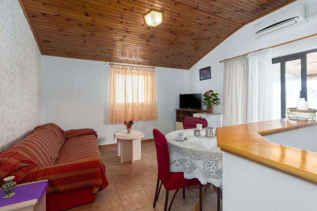 Apartman Ana Пореч Экстерьер фото