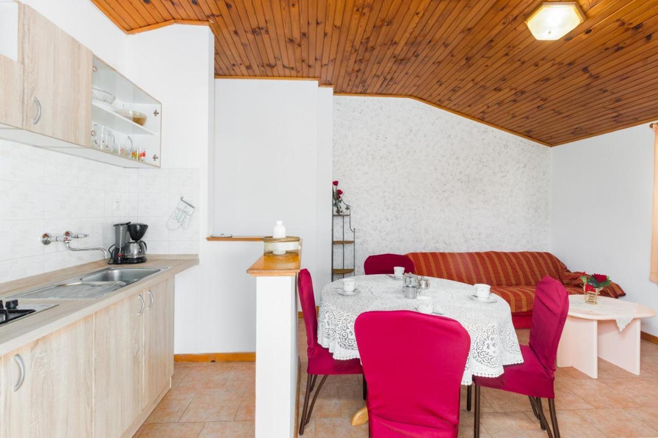 Apartman Ana Пореч Экстерьер фото